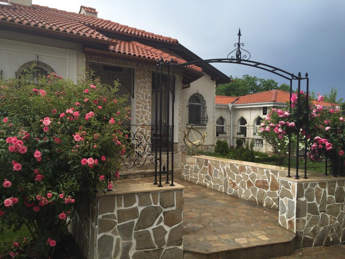 Villa St. Michael Madara Kültér fotó